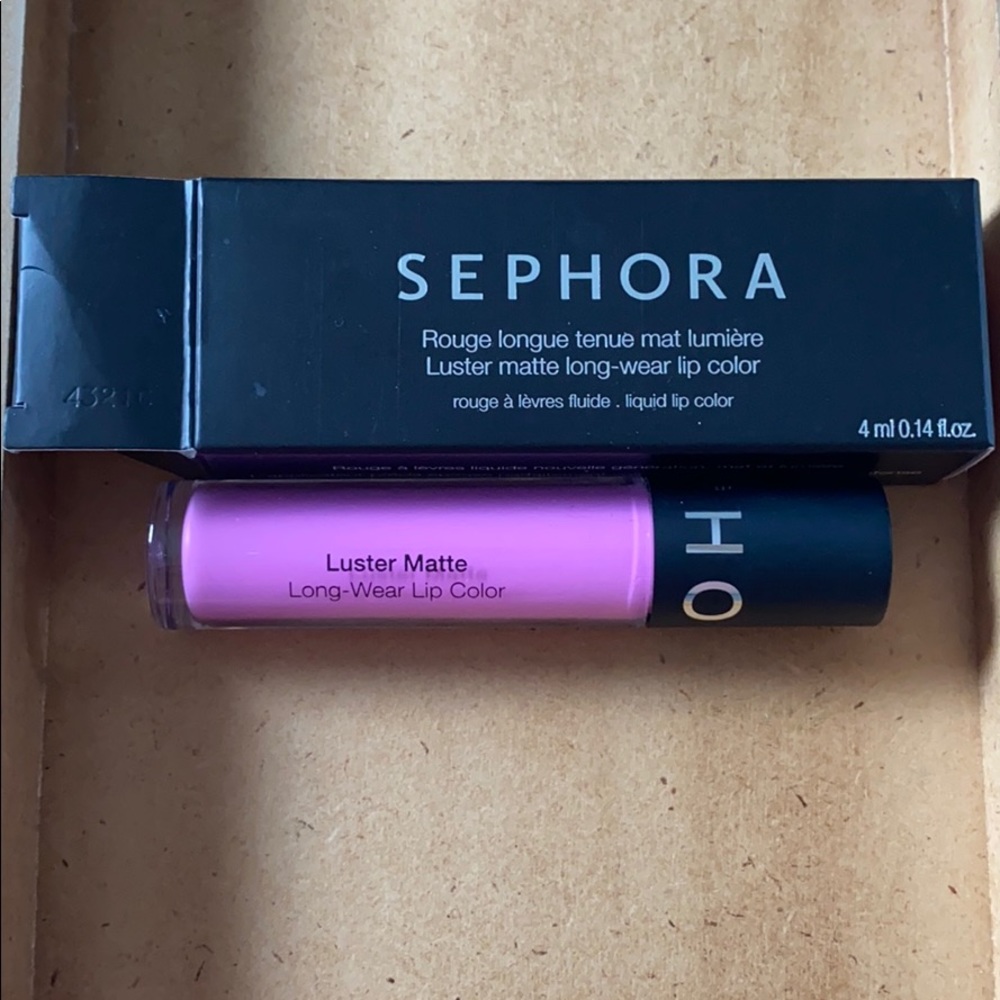 Sephora. Long-wear lip color. Brand new.